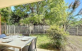 2950-Appartement Une Chambre Avec Piscine